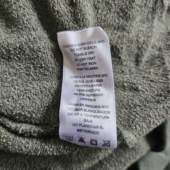 New Sundry Multi Heart French Terry Crewneck Pullover Sweatshirt NWT 1/Small - Picture 9 of 9